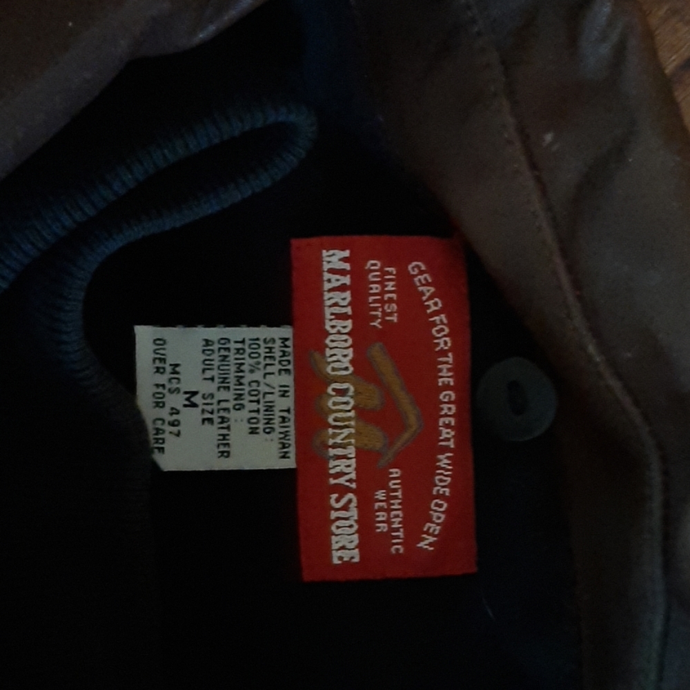 Jacket & vest - Picture 6 of 6